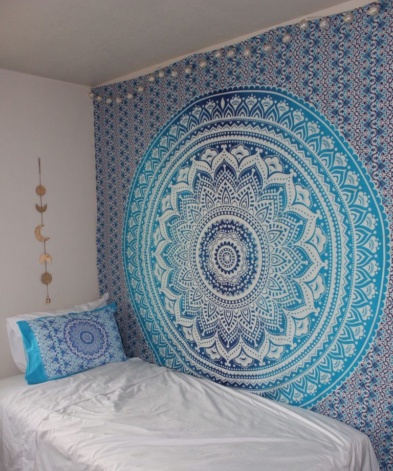 15 fantastic ways to use your wall tapestry’s design to great use