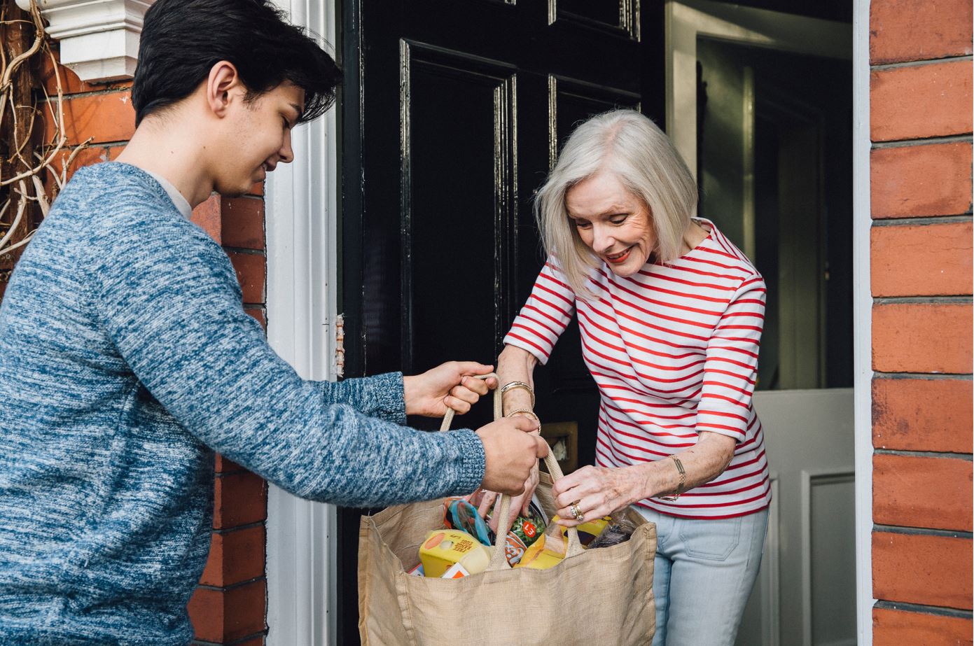 Dinner at Your Doorstep: The Convenience of Grocery Delivery