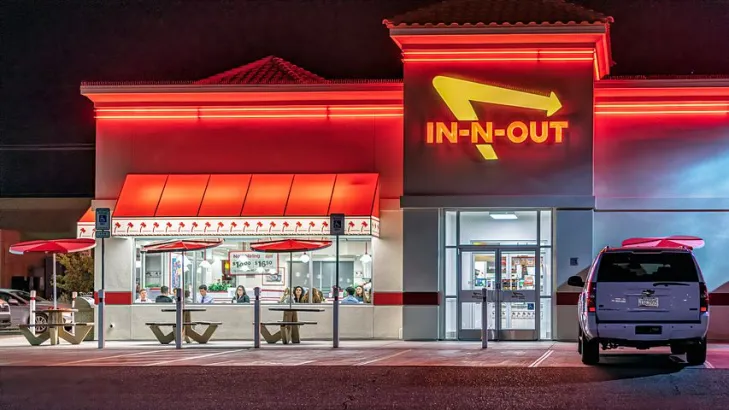Does In n Out Burger Take Apple Pay