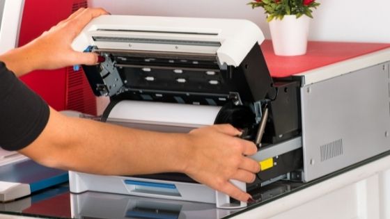 How to troubleshoot an Epson printer communication error?