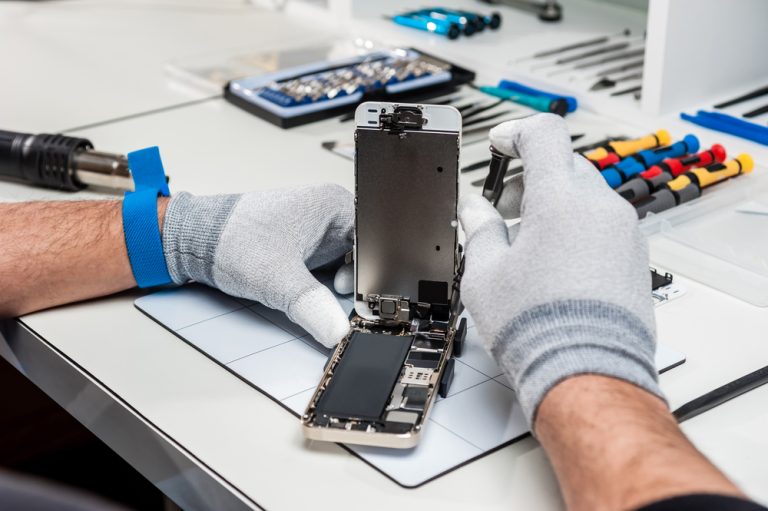 Why Repairing Gadgets Is Better Than Replacement