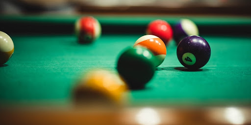 How to Choose a Mini Billiards Table: Everything You Need to Know
