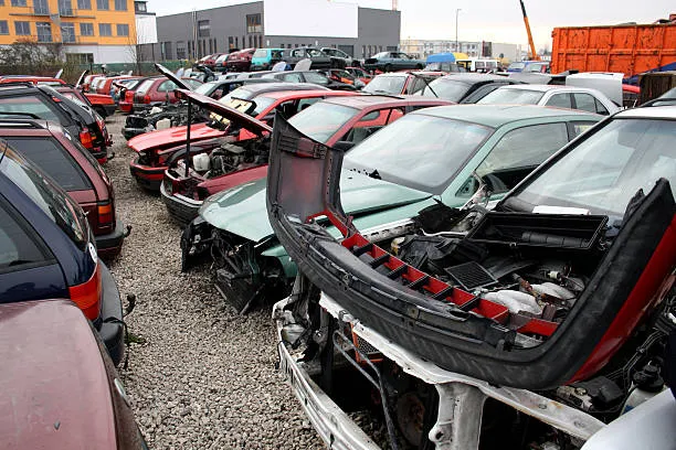 The Benefits of Choosing an Eco-Friendly Scrap Car Removal Service in Toronto