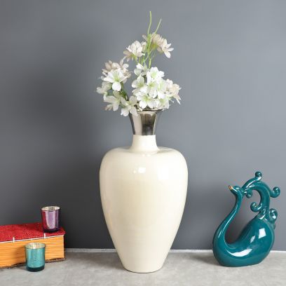 5 Modern Flower Vases That Can Become a Style Statement For Any Home