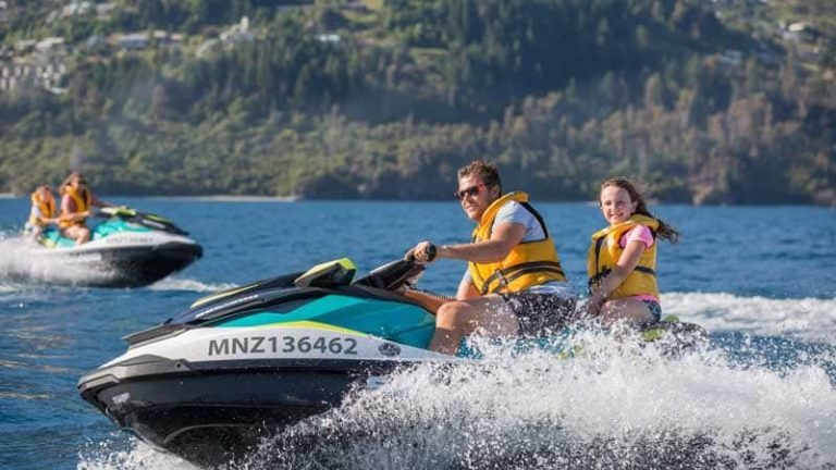 Tips and tricks for beginners to jet skiing, such as how to handle the throttle and steering