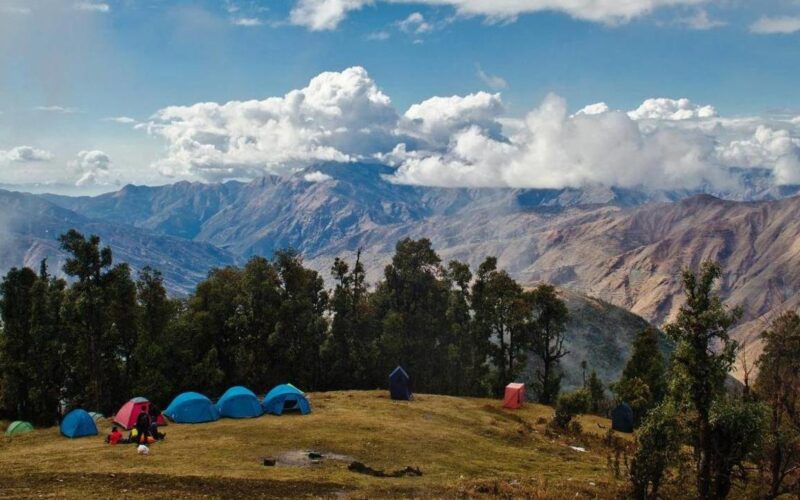Nag Tibba Trek: A Scenic Adventure in the Garhwal Himalayas
